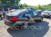2015 Infinity Q40 photo