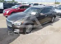 2015 Infinity Q70 фото