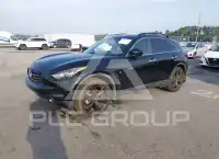 2015 Infinity QX70 фото