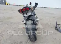2015 Suzuki GSX-R750 фото