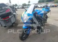 2015 Suzuki GSX-R600 фото
