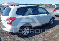 2015 Subaru Forester фото