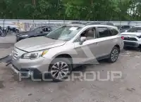 2015 Subaru Outback photo