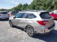2015 Subaru Outback photo