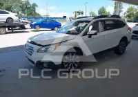 2015 Subaru Outback photo