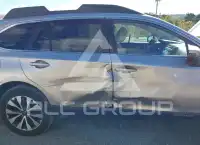 2015 Subaru Outback photo