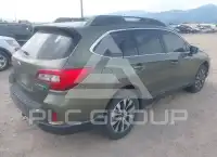 2015 Subaru Outback photo
