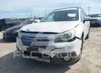 2015 Subaru Outback photo