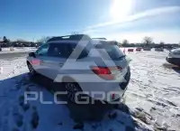 2015 Subaru Outback photo