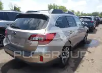 2015 Subaru Outback photo