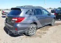2015 Subaru Outback photo