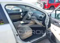2015 Subaru Outback photo