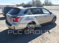 2015 Subaru Outback photo