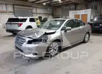 2015 Subaru Legacy фото