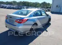 2015 Subaru Legacy фото