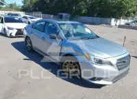 2015 Subaru Legacy фото