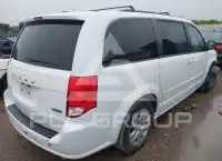 2015 Dodge Grand Caravan фото