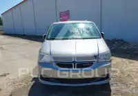 2015 Dodge Grand Caravan photo