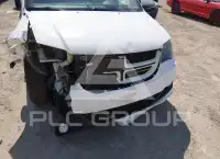 2015 Dodge Grand Caravan photo