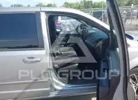 2015 Dodge Grand Caravan фото