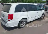 2015 Dodge Grand Caravan photo