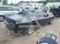 2015 Dodge CHALLENGER photo