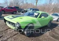 2015 Dodge CHALLENGER photo