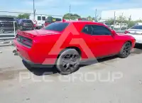 2015 Dodge CHALLENGER фото