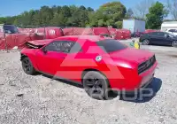 2015 Dodge CHALLENGER фото