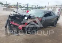 2015 Dodge CHALLENGER фото