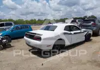 2015 Dodge CHALLENGER фото