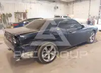 2015 Dodge CHALLENGER photo