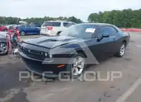 2015 Dodge CHALLENGER photo
