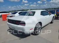 2015 Dodge CHALLENGER фото