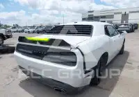 2015 Dodge CHALLENGER фото