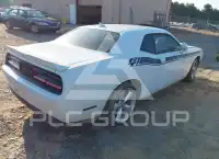 2015 Dodge CHALLENGER photo