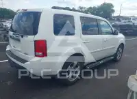 2015 Honda PILOT photo