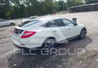 2015 Honda CROSSTOUR photo
