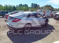 2015 Honda CROSSTOUR фото