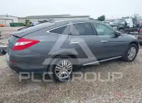 2015 Honda CROSSTOUR фото