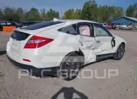 2015 Honda CROSSTOUR photo
