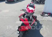 2015 Honda CBR300 фото