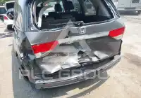 2015 Honda ODYSSEY фото