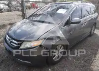 2015 Honda ODYSSEY photo