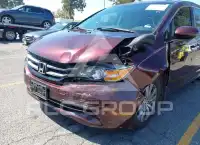 2015 Honda ODYSSEY фото
