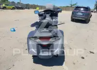 2015 Honda GL1800 фото
