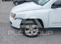 2015 Jeep COMPASS фото
