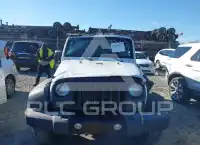 2015 Jeep WRANGLER фото