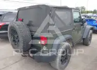 2015 Jeep WRANGLER фото