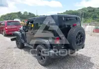 2015 Jeep WRANGLER фото